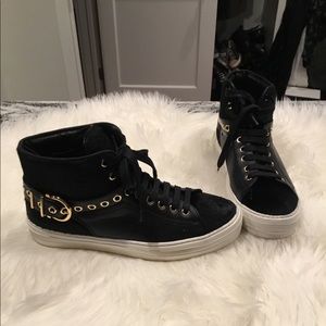 Sneakers high top